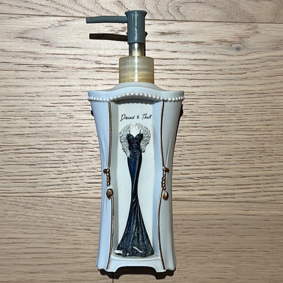 Bed, Bath & Beyond Soap Dispenser & Toothbrush Holder - Picture 2 of 8